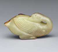LATE MING DYNASTY， 16TH/17TH CENTURY A YELLOW AND RUSSET JADE CARVING OF A GOOSE